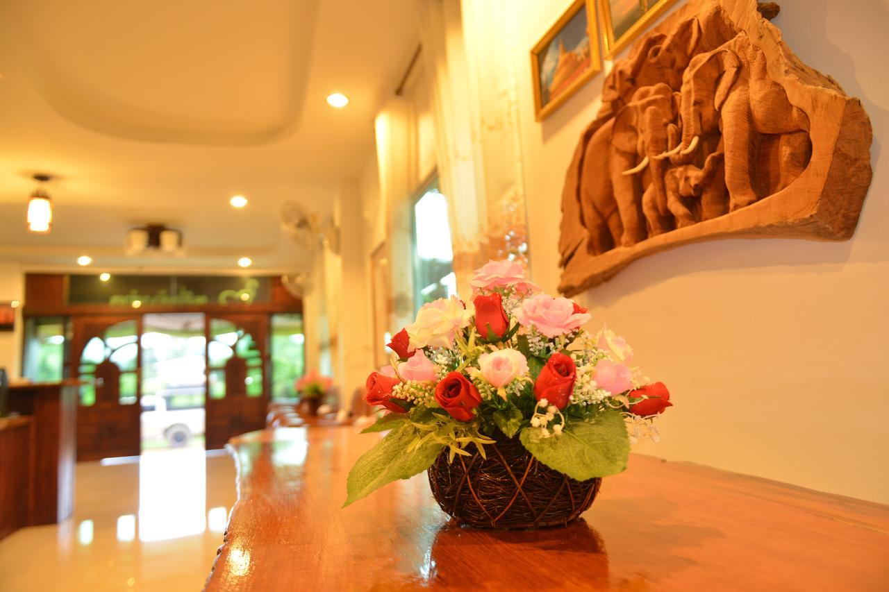 หมื่นช้างน่านบูทีคhotel エクステリア 写真