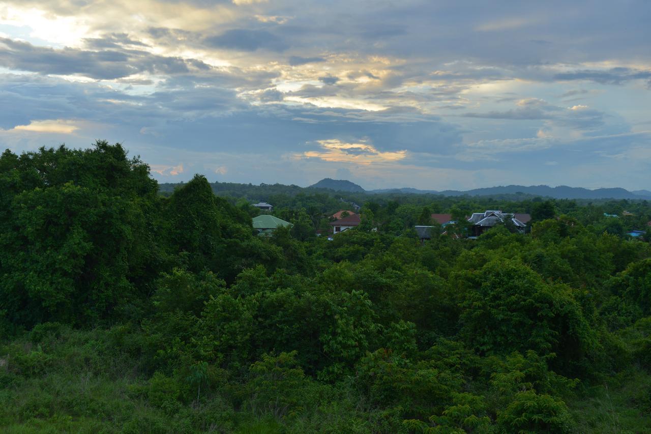หมื่นช้างน่านบูทีคhotel エクステリア 写真
